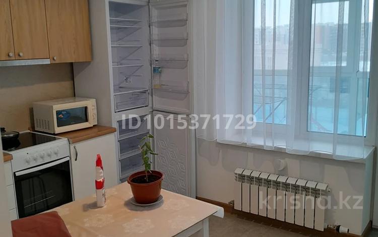 1-комнатная квартира · 40 м² · 5/8 этаж, Букар жырау 36б за 240 000 ₸ в Астане — фото 9