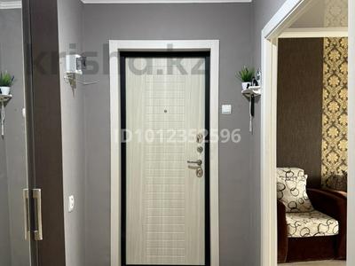 3-бөлмелі пәтер · 63 м² · 3/6 қабат, Камзина 24, бағасы: 16 млн ₸ в Аксу