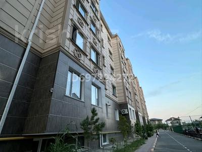 Офисы, магазины и бутики, склады, салоны красоты, фитнес и спорт, медцентры и аптеки, образование, развлечения, студии · 100 м² за 450 000 〒 в Шымкенте, Каратауский р-н