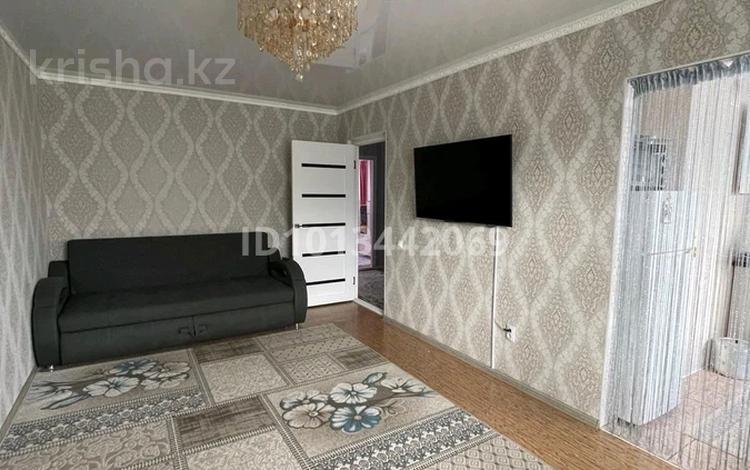 3-комнатная квартира · 62 м² · 4/5 этаж, мкр 5, тургенева 76 — пр Абая за 17 млн ₸ в Актобе — фото 2