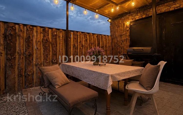 Жеке үй · 2 бөлме · 40 м², Набережная 42а, бағасы: 70 000 ₸ в Бурабае — фото 44