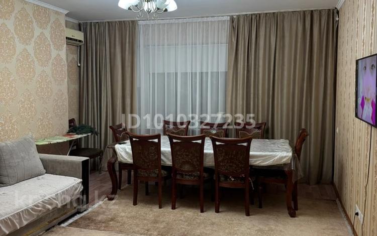 3-бөлмелі пәтер · 93 м² · 3/9 қабат, мкр Юго-Восток, Шахтеров 31 б, бағасы: 37.5 млн ₸ в Караганде, Казыбек би р-н — фото 2