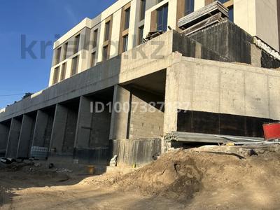 5-комнатная квартира · 173 м² · 1/3 этаж, Ондасынова 20А за 200 млн 〒 в Алматы, Медеуский р-н