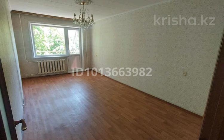 2-бөлмелі пәтер · 48 м² · 2/5 қабат, Мкр Юго-Восток 14, бағасы: 20.5 млн ₸ в Караганде, Казыбек би р-н — фото 2