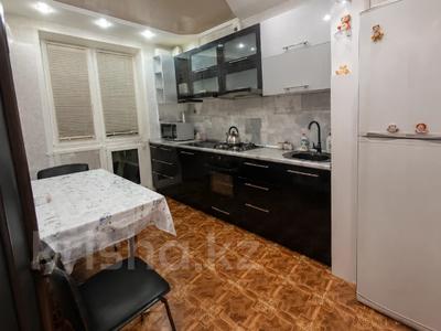 3-комнатная квартира · 70 м² · 2/9 этаж, мкр Кунаева за 175 000 ₸ в Уральске