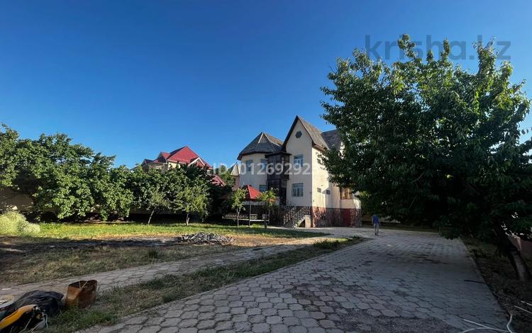 Отдельный дом · 7 комнат · 360 м² · 12 сот., 193-й квартал, 193-й квартал — Пахтакор 1 за 350 000 ₸ в Шымкенте, Енбекшинский р-н — фото 2
