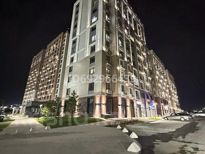 Аренда квартир в Шымкенте: 2-комнатная квартира · 80 м² · 12/16 этаж · помесячно, Байдибек би 113/115 — Байдибек би 113/115 за 300 000 〒 2-комнатная квартира · 80 м² · 12/16 этаж · помесячно, Байдибек би 113/115 — Байдибек би 113/115 за 300 000 〒 в Шымкенте, Аль-Фарабийский р-н