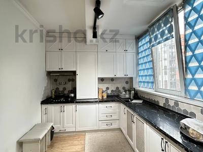 2-комнатная квартира · 60 м² · 5/10 этаж, Жунисова 4/14 за 32 млн ₸ в Алматы, Наурызбайский р-н