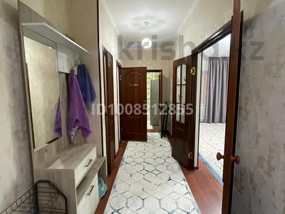 2-комнатная квартира · 75 м² · 2/5 этаж, Есимхана 23 В за 160 000 ₸ в 