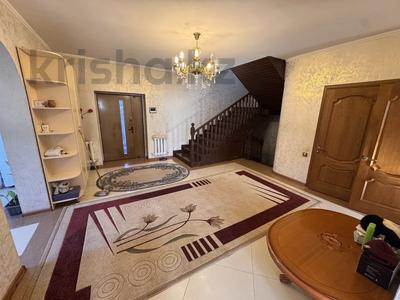 Жеке үй · 10 бөлме · 400 м² · 7.8 жүзд., Турдыкуловой 18, бағасы: 165 млн ₸ в Алматы, Ауэзовский р-н