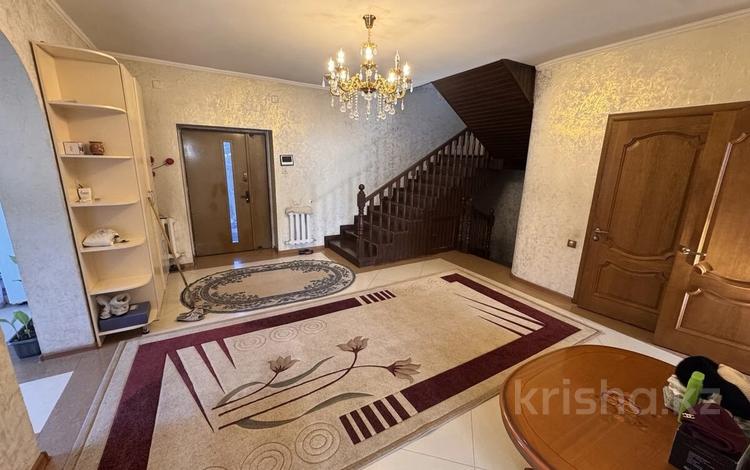 Жеке үй · 10 бөлме · 400 м² · 7.8 жүзд., Турдыкуловой 18, бағасы: 165 млн ₸ в Алматы, Ауэзовский р-н — фото 2