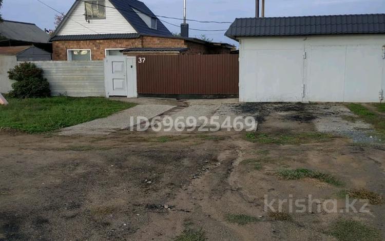 Жеке үй · 3 бөлме · 68 м² · 20 сот., Театральная 37, бағасы: 26 млн ₸ в Аксу — фото 2