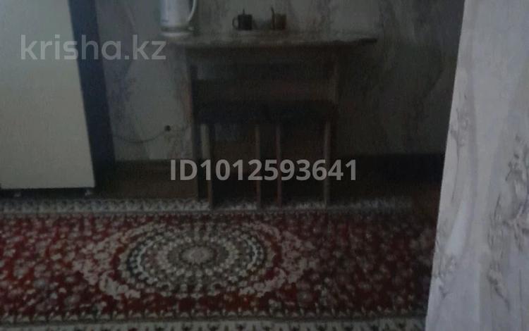 1-бөлмелі пәтер · 20 м², Жангельдина 101"г", бағасы: 8 000 ₸ в Семее — фото 2