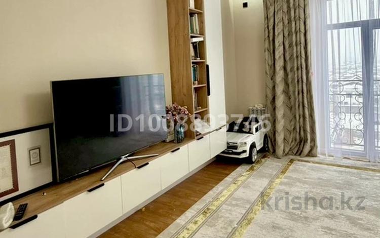 3-комнатная квартира · 84 м² · 9/10 этаж, Куаныша Толеметова 50/23 за 300 000 ₸ в Шымкенте, Абайский р-н — фото 25