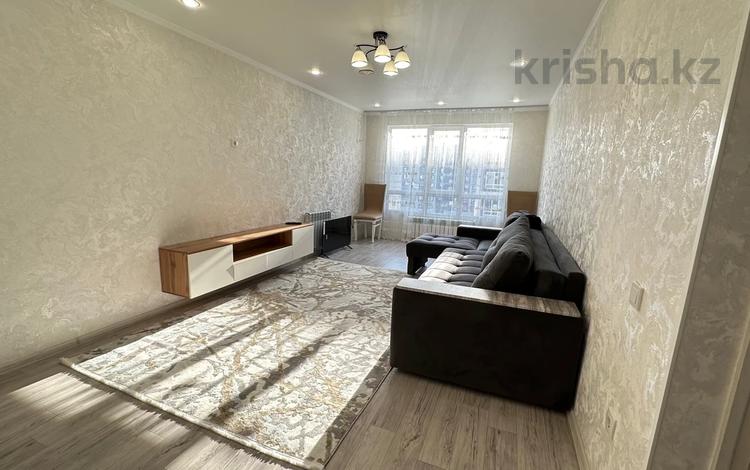 2-комнатная квартира · 63 м² · 6/10 этаж, мкр Аккент за 36.5 млн ₸ в Алматы, Алатауский р-н — фото 2