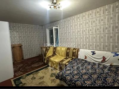1-комнатная квартира · 33 м² · 4/5 этаж, Майкудук, 13й микрорайон 7 — Аян супермаркет за 7.5 млн 〒 в Караганде, Алихана Бокейханова р-н