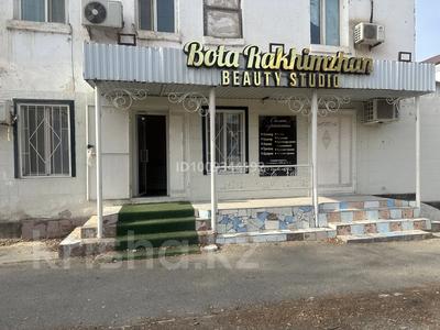 Еркін, кеңселер, дүкендер мен бутиктер, қоймалар, қоғамдық тамақтану орны, сұлулық салондары, ауыл шаруашылығы, монша, қонақ үй және демалыс орындары, фитнес және спорт, медорталықтар мен дәріханалар, білім орталықтары, ойын-сауық, конференц-залдар, кабинеттер және жұмыс орындары, студиялар · 115 м², бағасы: 250 000 〒 в 