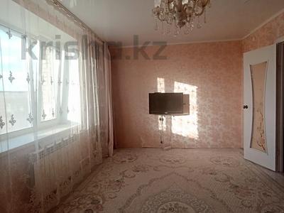 2-комнатная квартира, 51 м², 10/14 этаж, строитель за 14.5 млн 〒 в Уральске