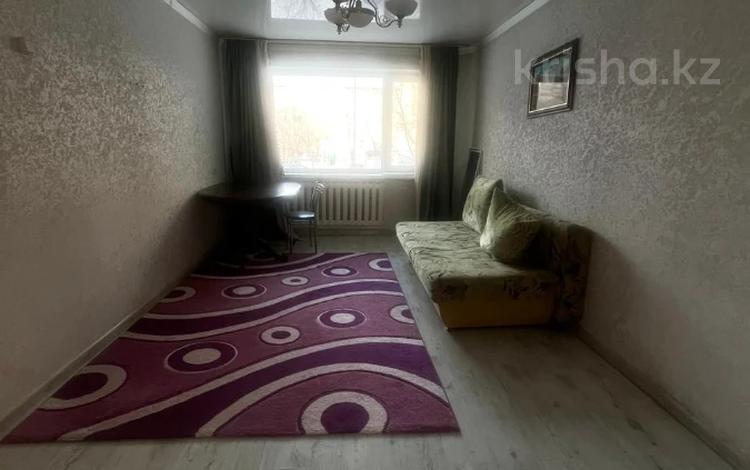 2-бөлмелі пәтер · 47 м² · 1/5 қабат, 1-й квартал, 1-й квартал, бағасы: 10.5 млн ₸ в Караганде, Алихана Бокейханова р-н — фото 2