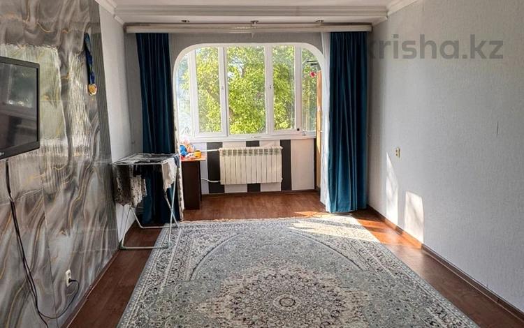 3-комнатная квартира · 63 м² · 3/5 этаж, Абая за 17.5 млн ₸ в Уральске — фото 2