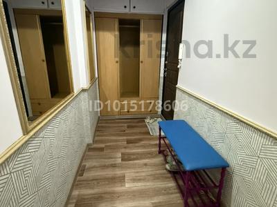 1-бөлмелі пәтер · 33 м² · 5/5 қабат, Алмагүл ш/а., Сисинхай — Между Жарокова и Гагарина ниже Байкадамова, бағасы: 27 млн ₸ в Алматы, Бостандыкский р-н