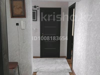 2-комнатная квартира · 53 м² · 6/9 этаж, 5 мкр-н 4 — 5 мкр 4 дом за 150 000 〒 в Аксае