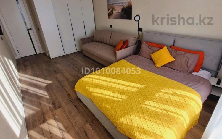 1-комнатная квартира · 42 м² · 8/10 этаж, Базовая 4/2 за 18 000 ₸ в Усть-Каменогорске — фото 2