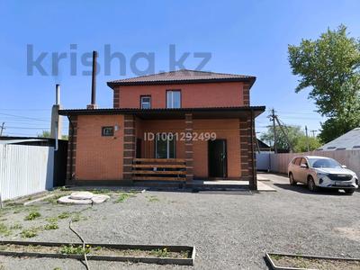 Продажа домов и дачи в Карагандинской обл.: Отдельный дом · 4 комнаты · 220 м² · 7 сот., мкр Городской Аэропорт, Космонавтов 251 за 85 млн 〒 Отдельный дом · 4 комнаты · 220 м² · 7 сот., мкр Городской Аэропорт, Космонавтов 251 за 85 млн 〒 в Караганде, Казыбек би р-н