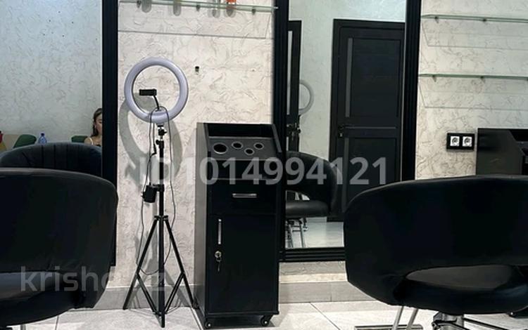 Салоны красоты · 70 м² за 80 000 ₸ в Алматы, Алмалинский р-н — фото 2
