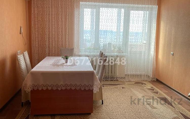 3-комнатная квартира · 67 м² · 8/9 этаж, мкр Строитель 19 за 21 млн ₸ в Уральске — фото 2