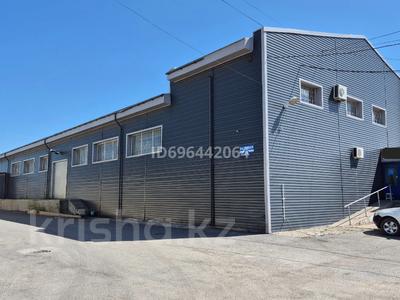 Офисы, склады · 1100 м² за 2.8 млн 〒 в Караганде, Казыбек би р-н