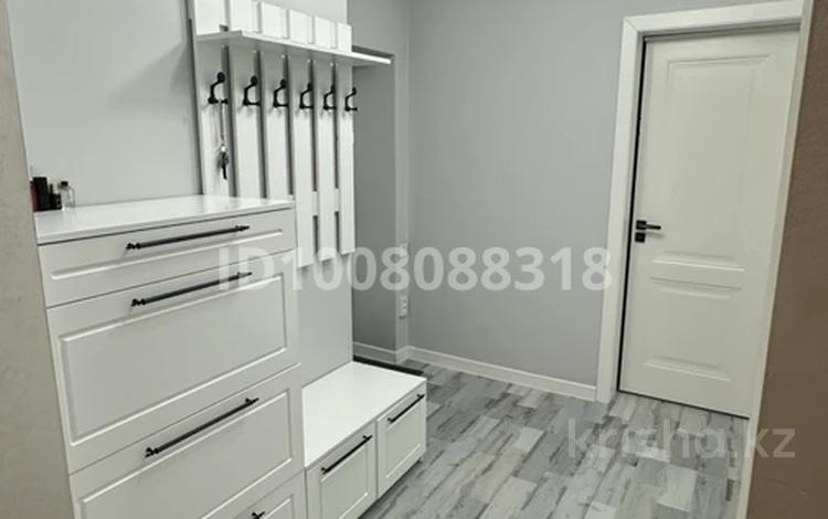 3-комнатная квартира · 70 м² · 1/2 этаж, Комсомольская за 25 млн ₸ в Байтереке (Новоалексеевке) — фото 3