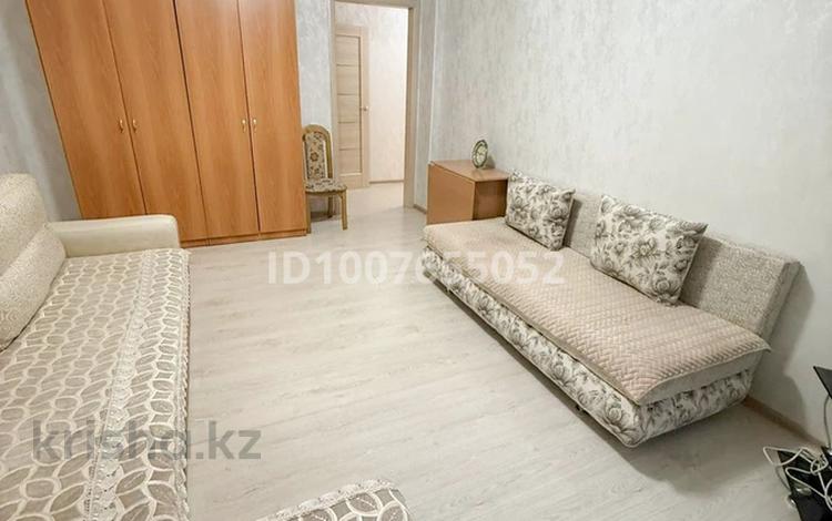 1-комнатная квартира · 50 м² · 11/16 этаж, Иманбаевой 10 за 13 000 ₸ в Астане, р-н Байконур — фото 2
