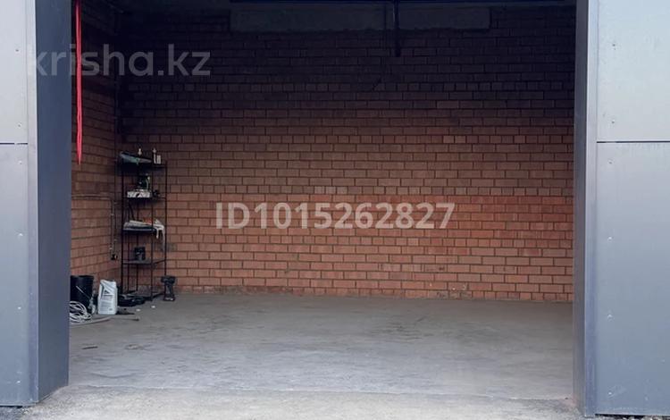 Гараж · 40 м² · Анет баба 8, бағасы: 280 000 ₸ в Астане, Нура р-н — фото 2