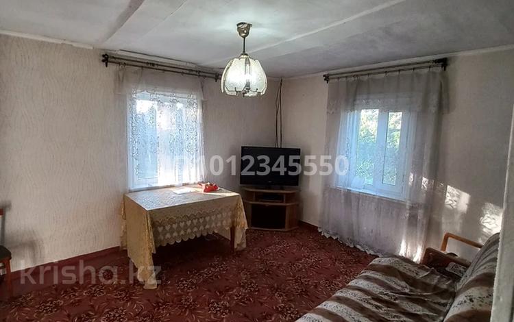 Отдельный дом · 3 комнаты · 75 м² · 10 сот., Киевская 15 — Район Дальная ул киевская за 10 млн ₸ в Семее, Красный Кордон — фото 2