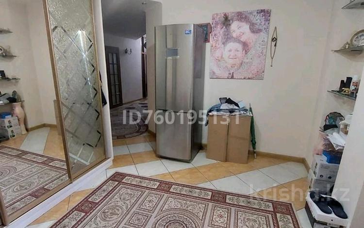 5-бөлмелі пәтер · 222 м² · 3/4 қабат, Иманова — Угол Габдуллина, бағасы: 130 млн ₸ в Астане, р-н Байконур — фото 2