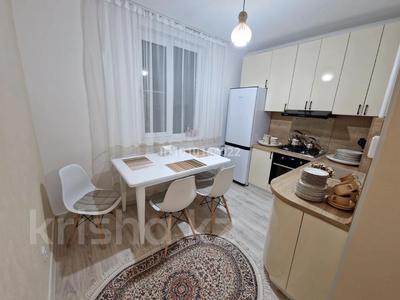 1-комнатная квартира · 36 м² · 2/9 этаж, 5 мкр 22 за 16.5 млн ₸ в Аксае