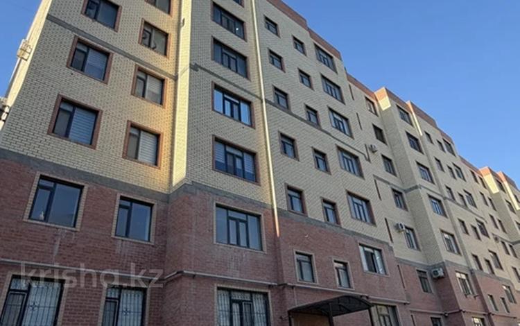 3-бөлмелі пәтер · 104 м² · 6 қабат, 17-й мкр, 17-ш/а. 106, бағасы: 35 млн ₸ в Актау — фото 16