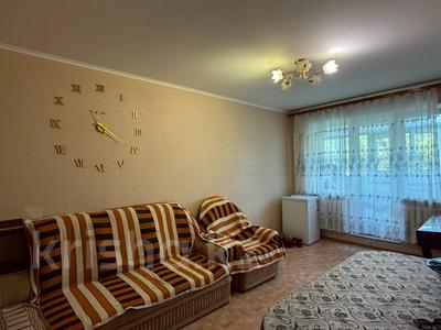3-комнатная квартира · 61 м² · 3/5 этаж, мкр 5 144 за 16 млн ₸ в Актобе