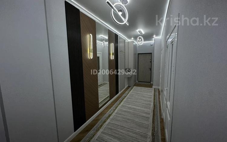3-комнатная квартира · 90 м² · 2/9 этаж, Гагарин 24а — ЖК Гагарин парк за 65 млн ₸ в Шымкенте, Туран р-н — фото 2