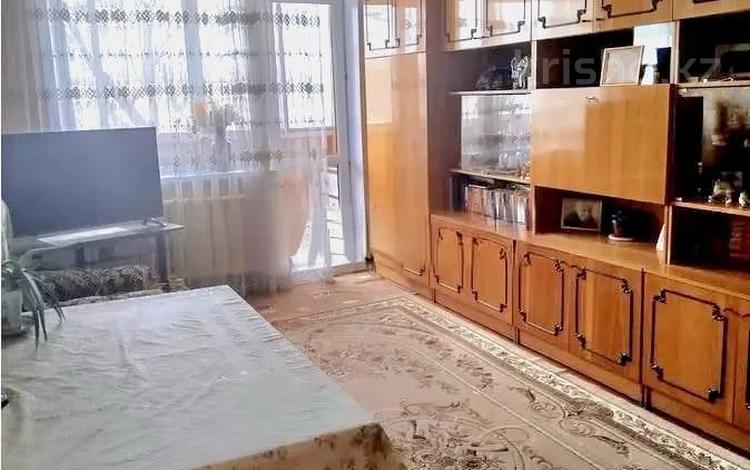 3-комнатная квартира · 62 м² · 4/5 этаж, Пришахтинск, 23й микрорайон за 15 млн ₸ в Караганде, Алихана Бокейханова р-н — фото 2