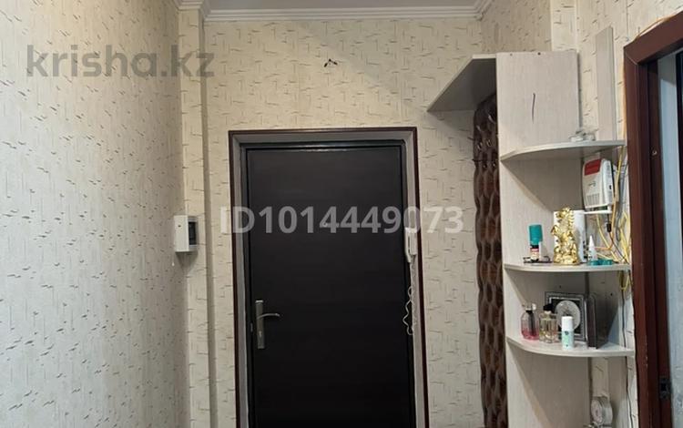 1-комнатная квартира · 42 м² · 2/9 этаж, мкр Акжайык 69/16 — Тулеметова за 160 000 ₸ в Шымкенте, Абайский р-н — фото 2
