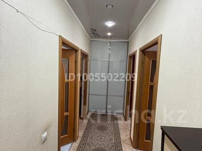 3-комнатная квартира · 72 м² · 3/5 этаж, 28-й мкр 9 — Позади супермаркета Аман, рядом Метрополис. Садик и школа в 3 минутах ходьбы, Поблизости так же находится заправка, рестораны, мойка, супермаркет. Центр города за 19.5 млн ₸ в Актау
