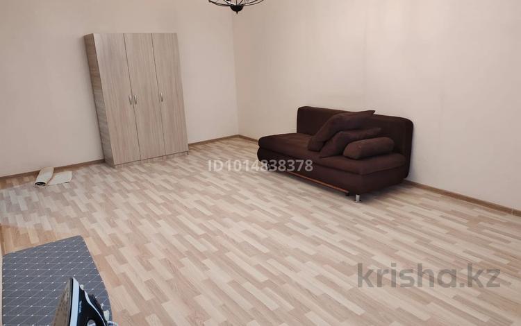 1-бөлмелі пәтер · 56 м² · 7/13 қабат, Чингиз Айтматов 36, бағасы: 25 млн ₸ в Астане, Нура р-н — фото 2