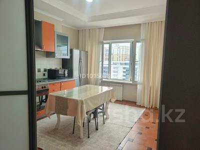2-бөлмелі пәтер · 76 м² · 9/9 қабат, Иманова 18/2, бағасы: 320 000 ₸ в Астане, р-н Байконур
