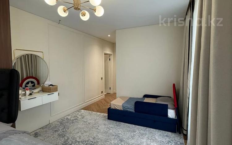 2-комнатная квартира · 80 м² · 2/10 этаж, Розыбакиева 320 за 87 млн ₸ в Алматы, Бостандыкский р-н — фото 3