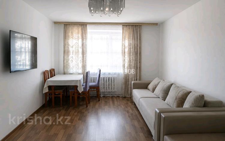 3-бөлмелі пәтер · 83 м² · 1/3 қабат, Б.Момышұлы 42/3, бағасы: 200 000 ₸ в Зайсане — фото 2