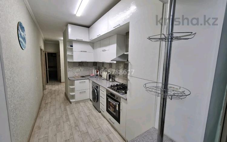 2-комнатная квартира · 62 м² · 3/5 этаж, улица 1 Мая 35 за 13 000 ₸ в Шымкенте — фото 11