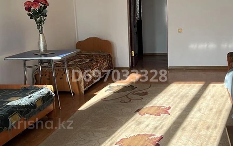 3-бөлмелі пәтер · 107 м² · 4/8 қабат, Алтынаул 2, бағасы: 250 000 ₸ в Каскелене — фото 2