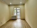 2-комнатная квартира, 61 м², 1/6 этаж, Досмухамедова за 45.5 млн 〒 в Алматы, Алмалинский р-н — фото 2